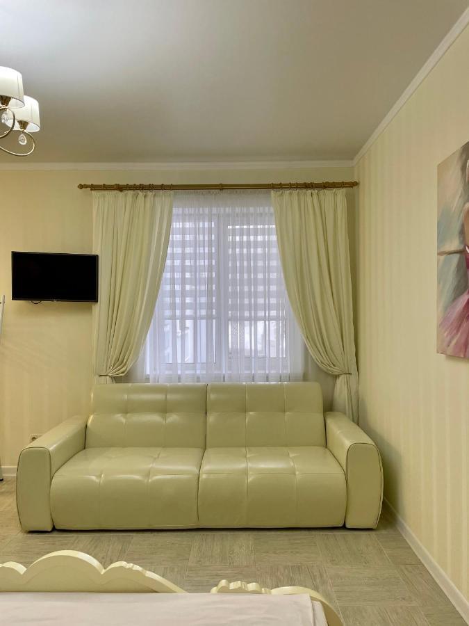 Lebediny Guest House Brest Esterno foto