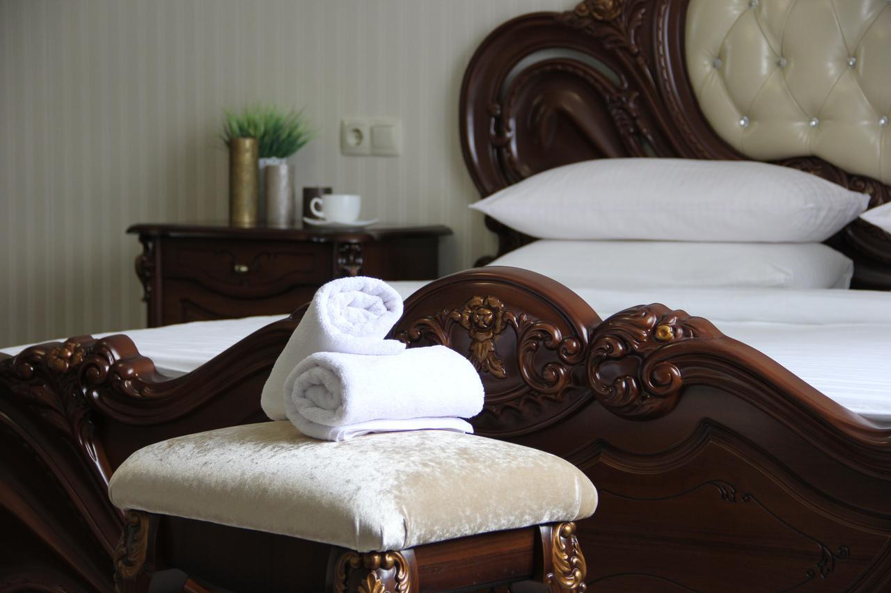 Lebediny Guest House Brest Esterno foto