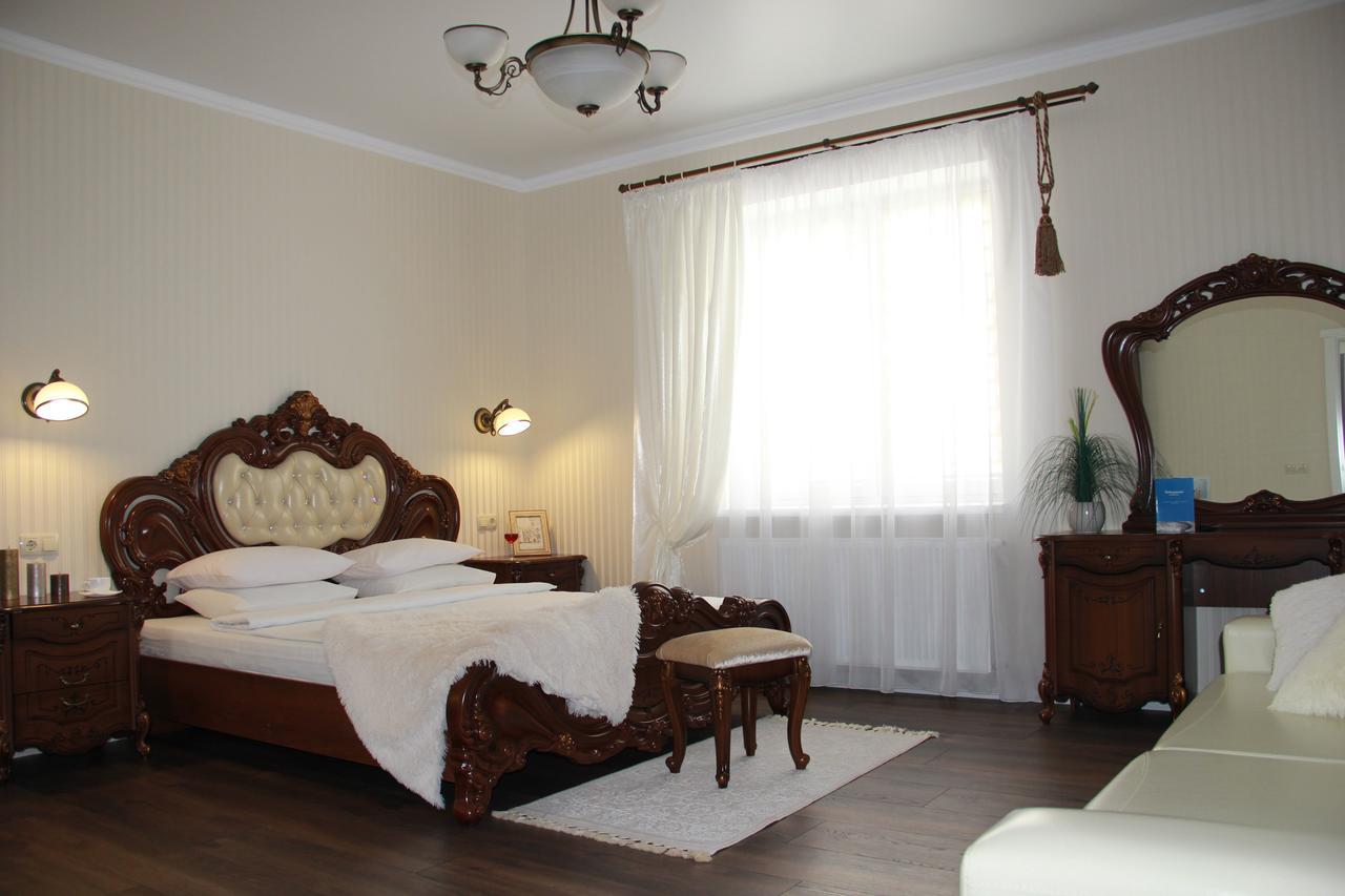 Lebediny Guest House Brest Esterno foto