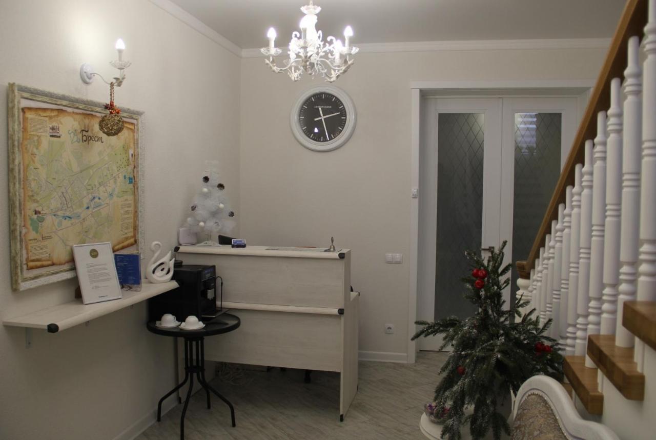 Lebediny Guest House Brest Esterno foto